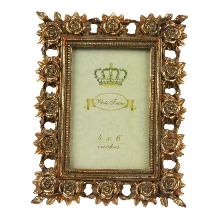 Rámeček na fotografii 10x15 cm – zlatý – umělá pryskyřice – obdélníkový