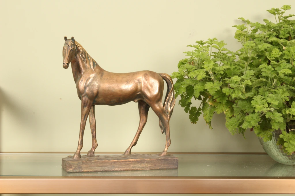 Socha koně – zlatá – 28 cm